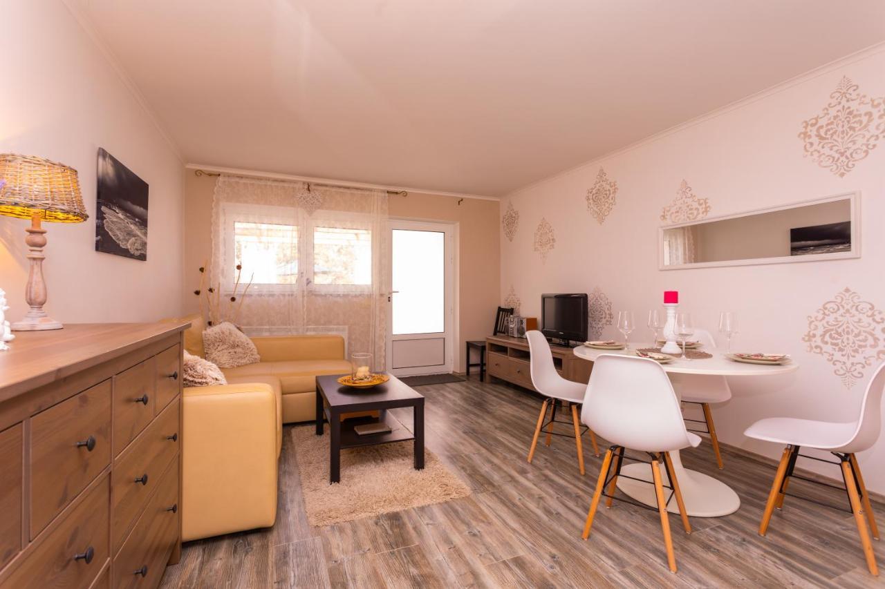 Seafront Apartment With Amazing Seaview Vrbnik  Zewnętrze zdjęcie