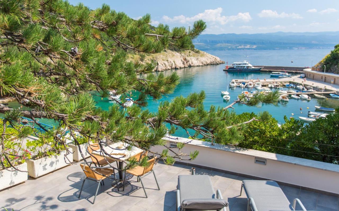 Seafront Apartment With Amazing Seaview Vrbnik  Zewnętrze zdjęcie